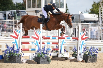 Nina Emery and Colien crowned the National Senior Rider Champion